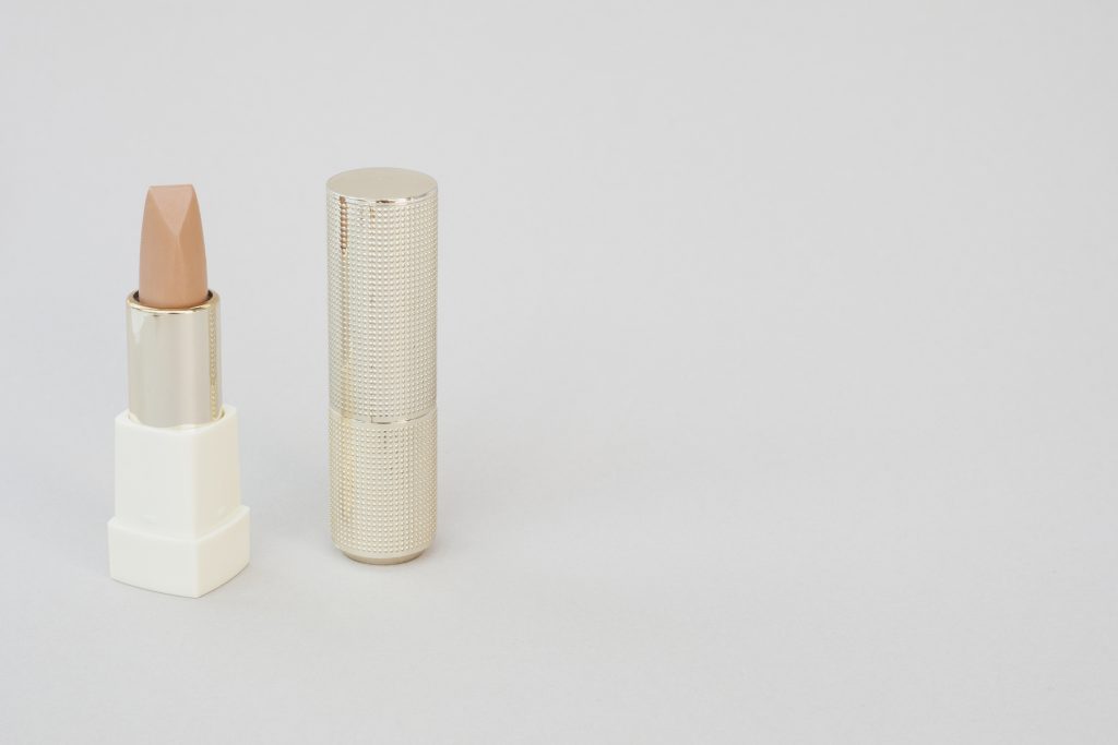 Colori Labbra Naturali che Valorizzano Senza Appesantire